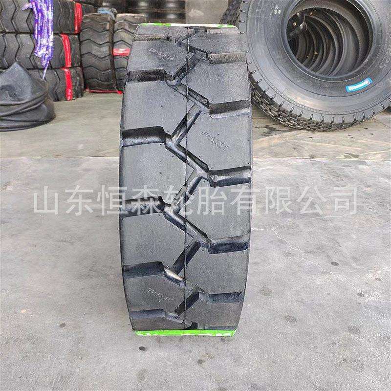 中威28×9-15半实心叉车充气轮胎 650-10工业拖车轮胎ZM806加深花
