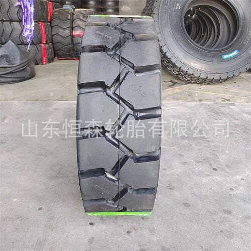 中威28×9-15半实心叉车充气轮胎 650-10工业拖车轮胎ZM806加深花