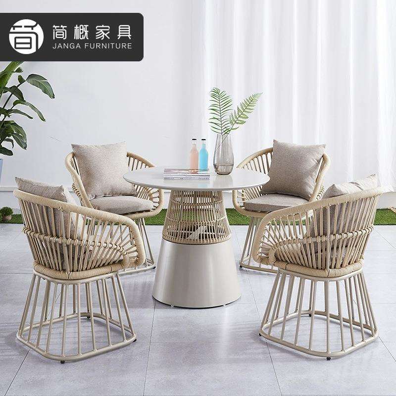 庭院花园桌椅休闲别墅阳台一桌四椅酒店民宿茶桌椅藤编桌椅套装