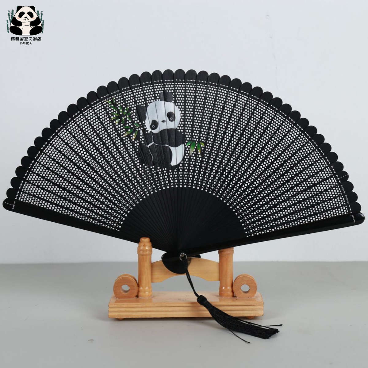 熊猫竹扇折扇全竹精致镂空中国古风手工扇便携轻巧成都旅游纪念品
