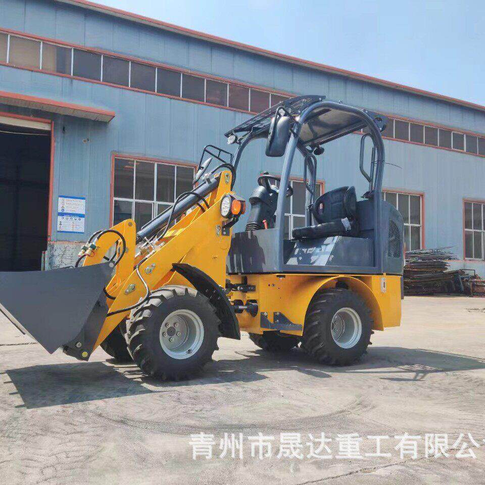 大型四驱柴油铲车液压铲车养殖装粮反铲装载机多用途工程铲车