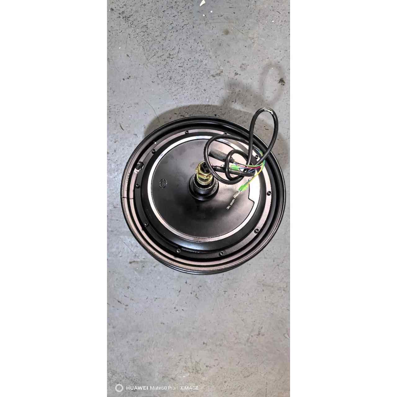 14寸电动车自行车滑板车直流无刷轮毂鼓刹电机电动车马达36V500w