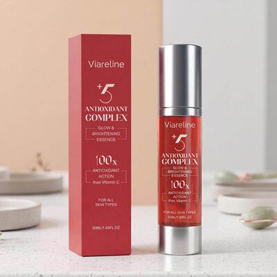 VIARELINE Vitamin Facial Essence gently cares for your facia