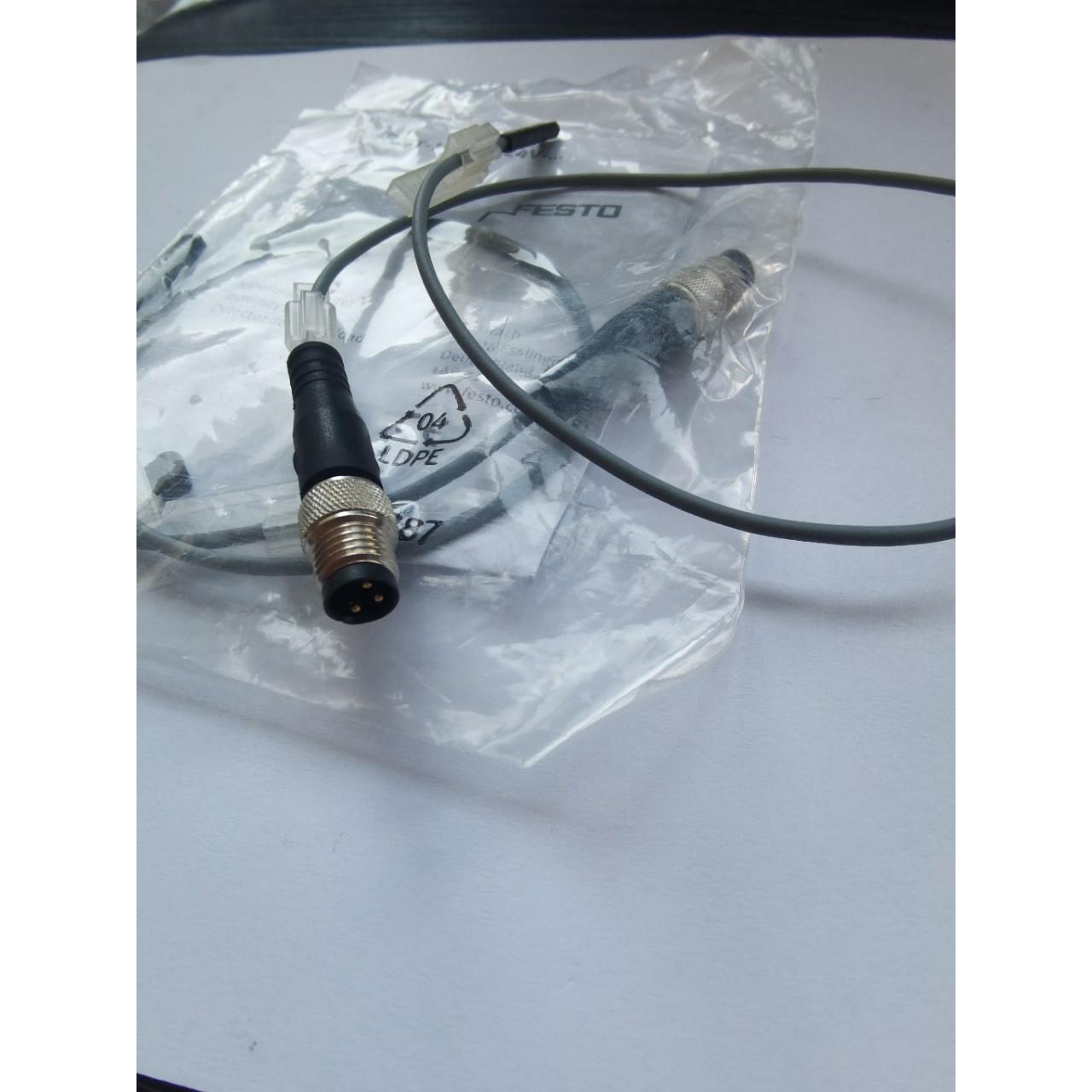 汽缸磁性开关 SMT-10M-PS-24V-E-0.3-L-M8D 订货号551375