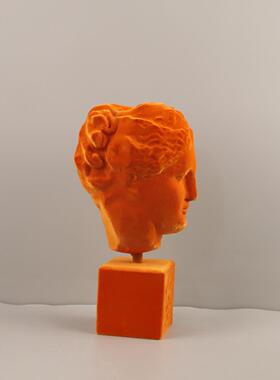 现代关简约橙色饰树脂植绒维纳斯女神人物摆件玄书店房酒1716家居