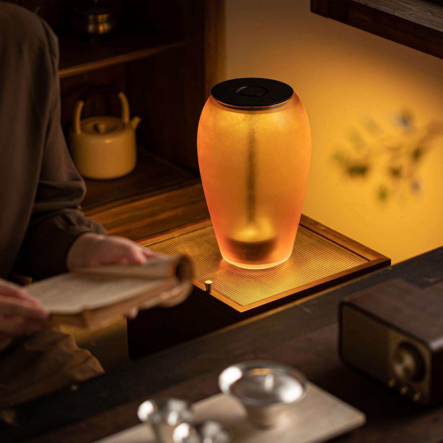 宋代美学月下琉璃盏高级感中古风茶台卧室台灯茶道触摸氛围小夜灯