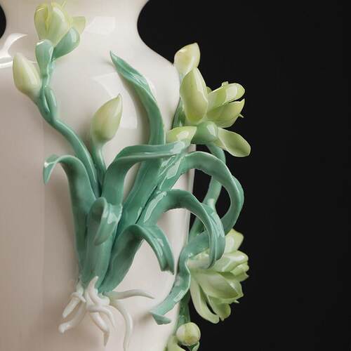 非遗手工《梅瓶》新中式玉兰瓷花瓶插花摆件居家客厅办公室装饰品