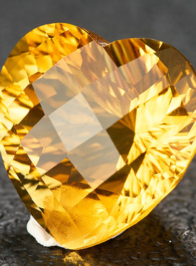 源头直供捡漏价 17.1克拉心形黄晶裸石戒面火彩好 支持私人定制