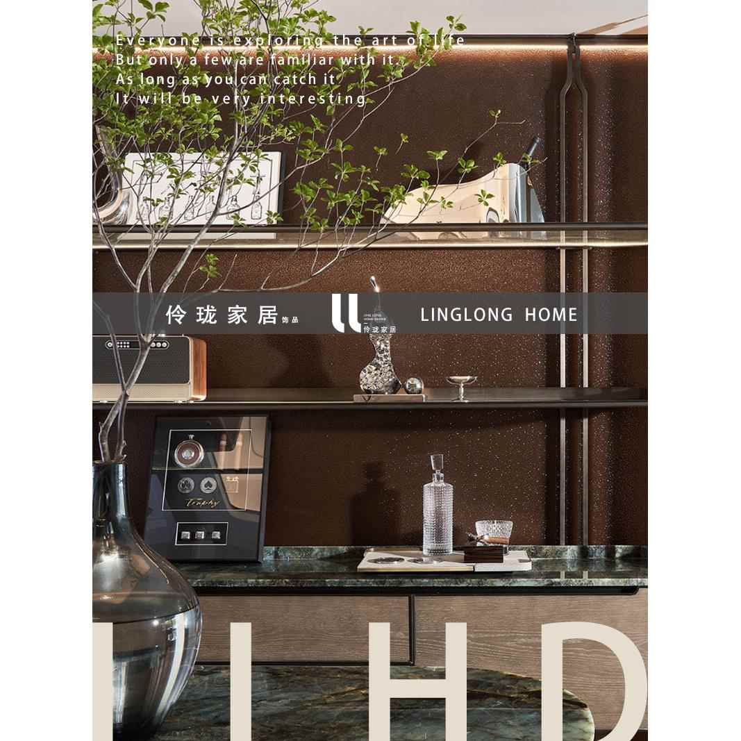 现代样板间客厅书房展示柜餐边柜托盘冰桶装饰画酒樽酒杯组合摆件图片