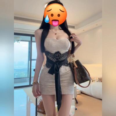 辣妹风蕾丝撞色拼接吊带连衣裙女秋冬纯欲御姐收腰显瘦包臀短裙子