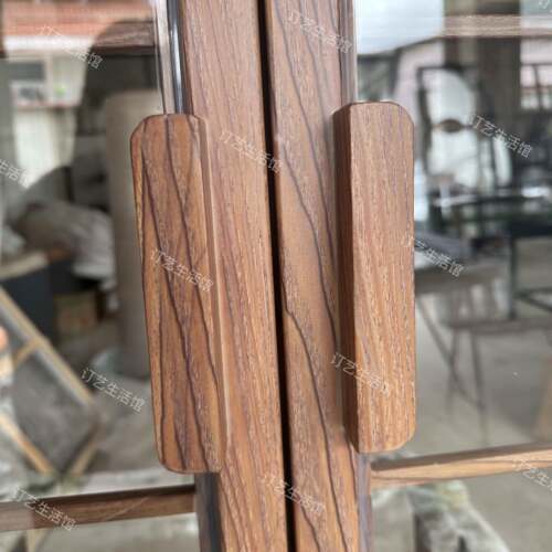 法式复古拱形窗铁艺圆弧形窗户阁楼仿木纹玻璃窗采光铝合金阳台窗