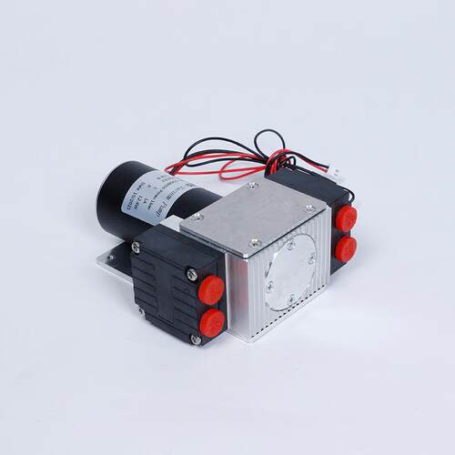 气体隔膜泵DSB06低噪音高精度隔膜气泵12V/24V气体采样泵微型气泵