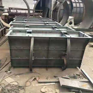 定制隔离墩模具道路防护栏混凝土钢模板护栏模具公路隔离墩钢模具
