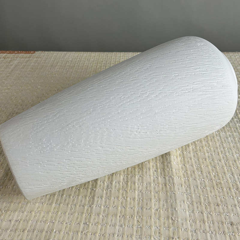 景德镇简约现代陶瓷花瓶摆件北欧风创意软装样板房客厅花瓶工艺品