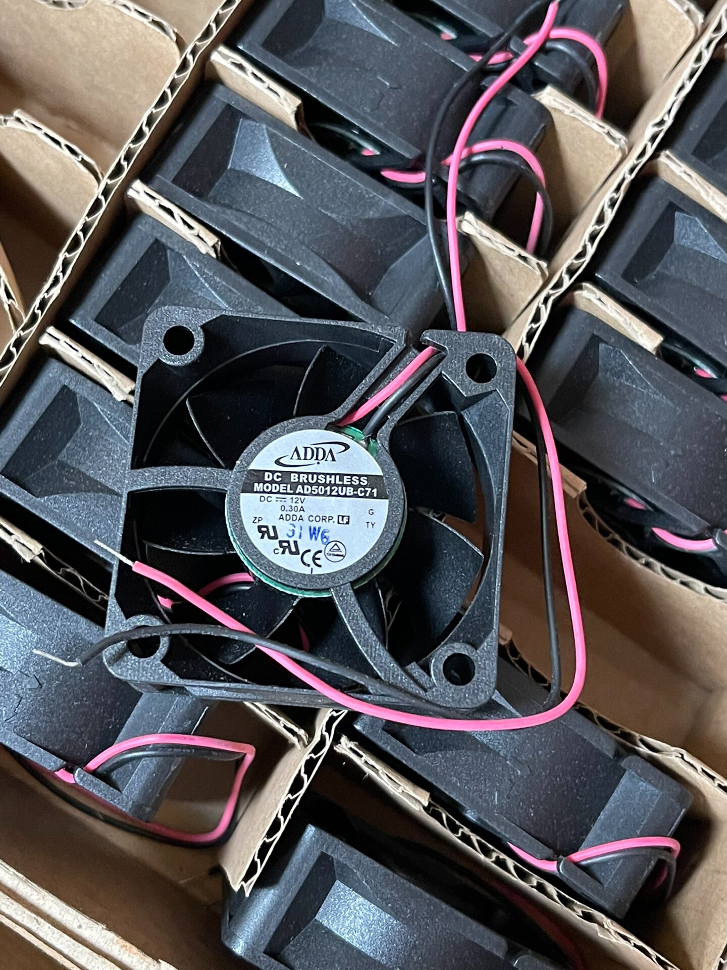 AD5012UB-C71数量45