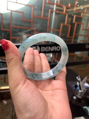 调查心得使用评测印象翡翠手镯怎么样，豪8印象S8翡翠手镯真假鉴别？