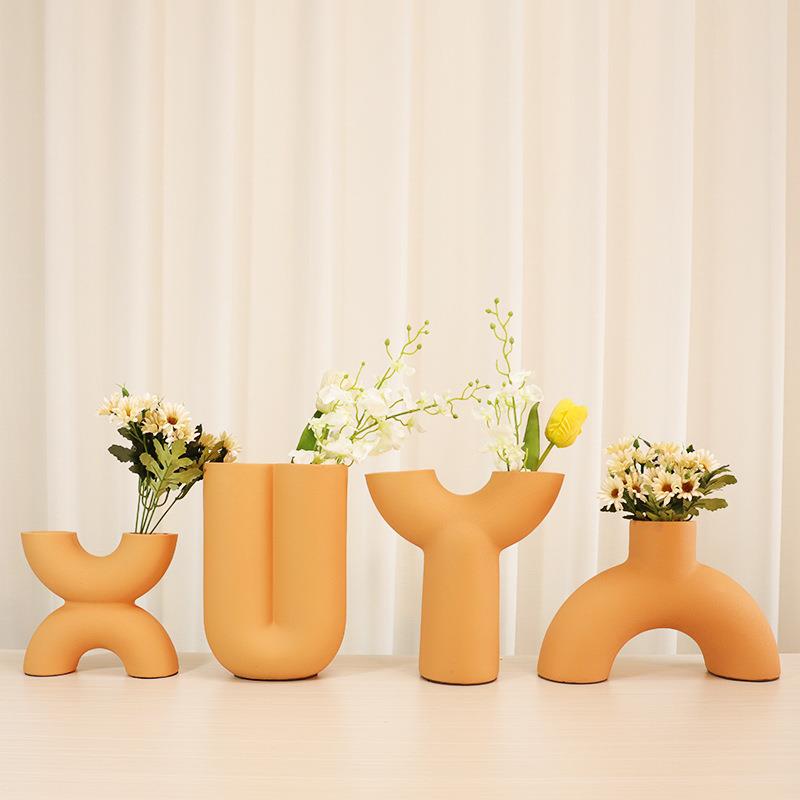 新中式家居创意花器北欧极简软装饰品摆件树脂花瓶干花插客厅茶几