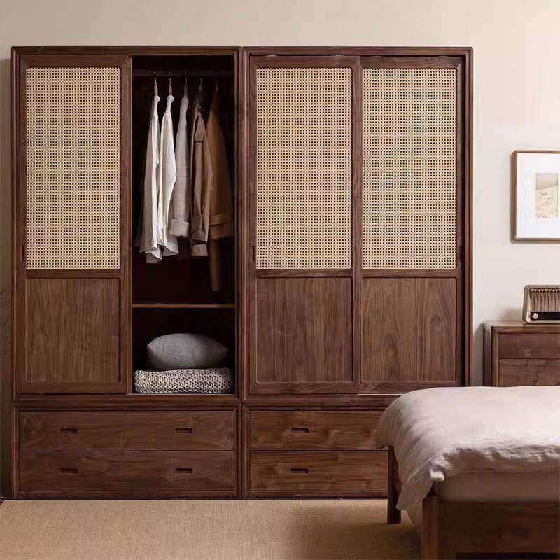 北美黑胡桃木实木衣柜现代简约推拉滑移门藤编柜家用卧室收纳柜