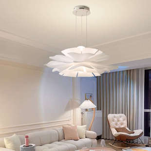 北欧花瓣吊灯网红ins少女公主儿童房LED奶油风餐厅卧室吊灯