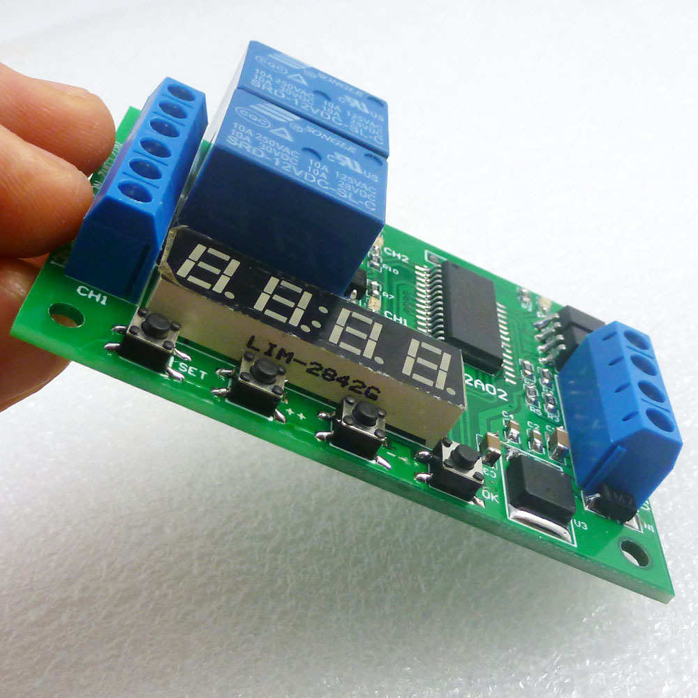 CE-IO22A02 12V 2路多功能延时继电器 可调定时器 数码管定时开关