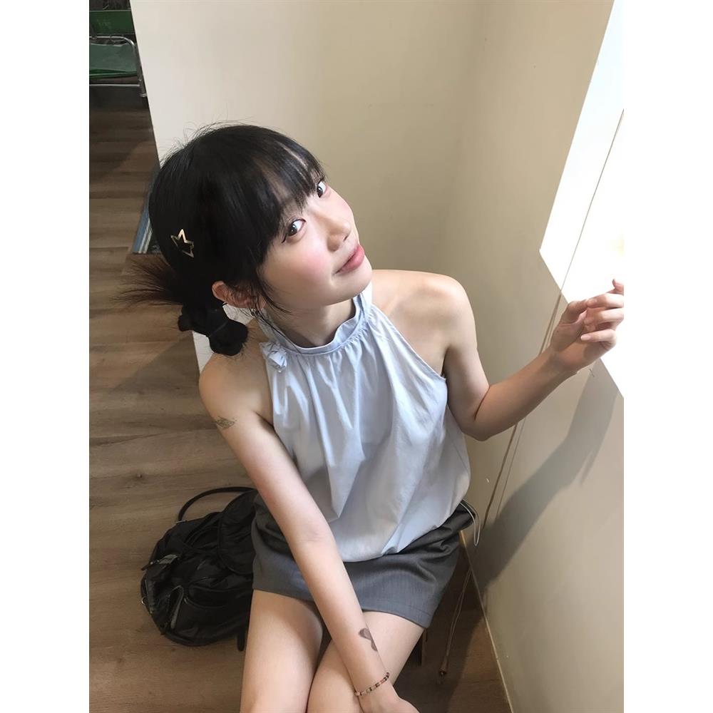 法式蓝色挂脖吊带背心女2025年夏季新款露肩短款绑带无袖辣妹上衣