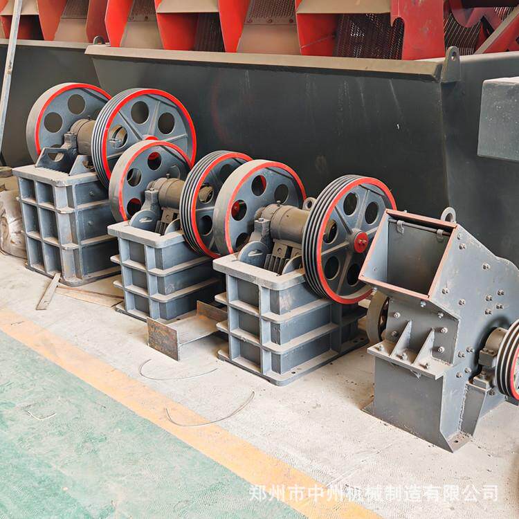 pc300x400型小锤破破碎机厂家河南郑州免安装的破碎机