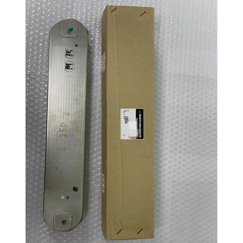 三一SY265挖掘机机油冷却器60214441 原厂D06FRC发动机机油冷却器
