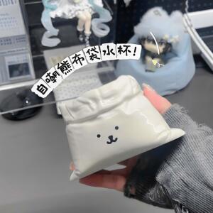 自嘲熊布袋水杯陶瓷马克杯创意ins风高级感卧室桌面装饰防滑摆件