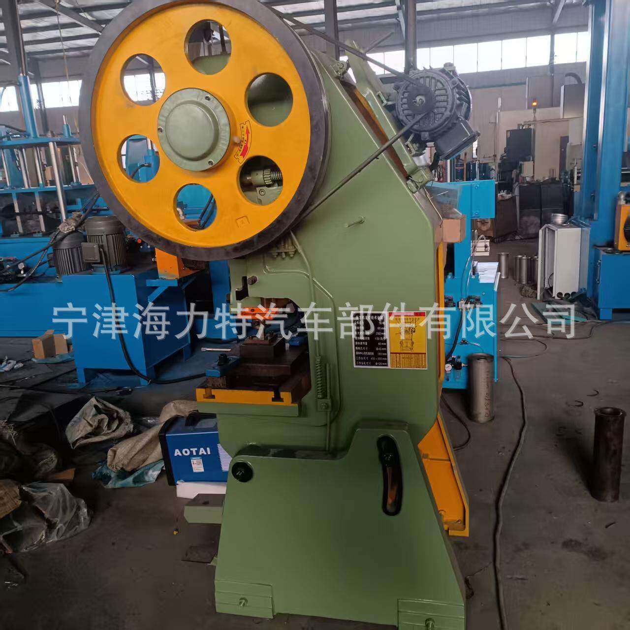 消音器成型设备工厂直供各类型号齐全可定汽车消声器切角机
