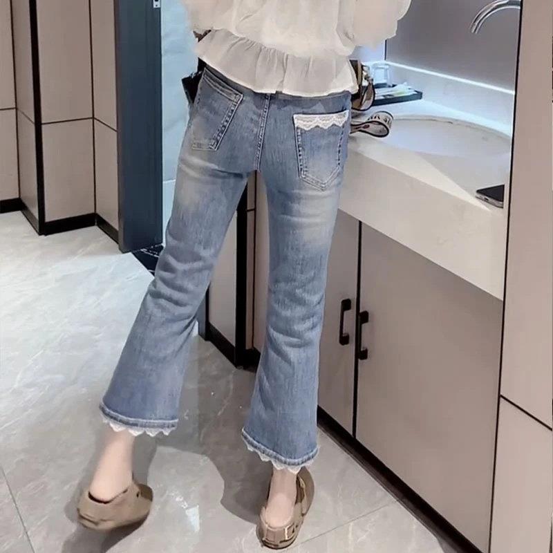 蕾丝拼接微喇牛仔裤女2026新款春季高腰显瘦设计感休闲九分喇叭裤