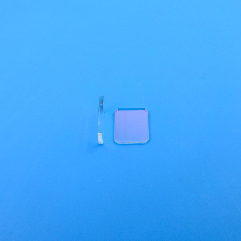 方形相机滤镜红外光源400nm-630nm通过滤光片已倒角反射型玻璃片