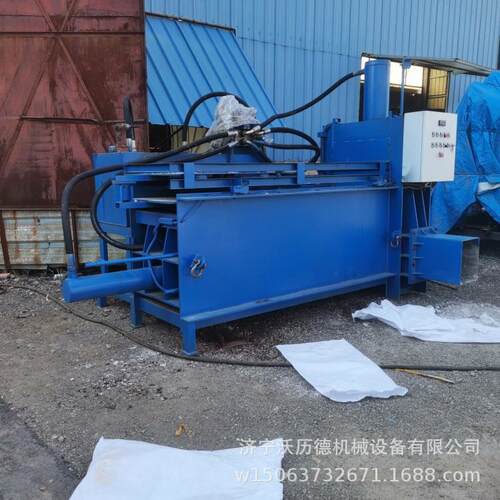 卧式套袋打包机厂家 青储套袋压块成型设备 卧式秸秆压块机