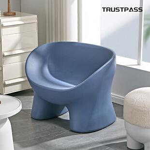 北欧创意设计师户外休闲沙发凳子现代简约轻奢网红阳台大象腿椅子