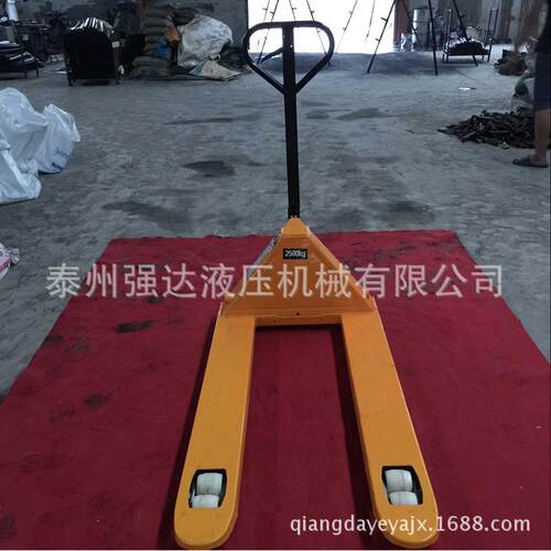 手动液压搬运车 液压小坦克 地牛 手动叉车