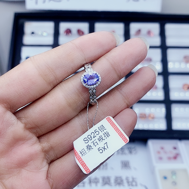 彩宝莫桑批发供货