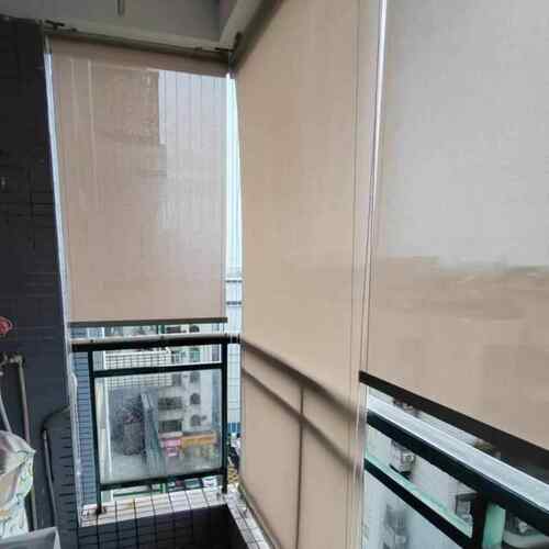 ?凉遮Fh(x}^lx阳手窗帘阳台防风卷帘办公室天台户外亭热防雨隔智