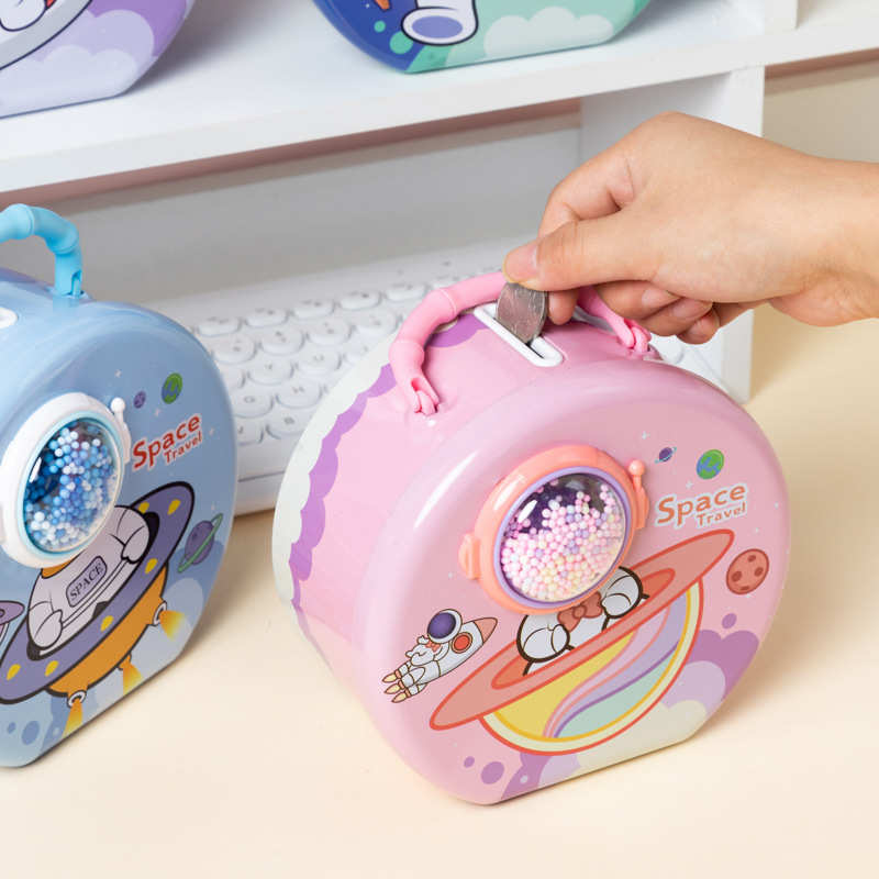 儿童密码存钱罐卡通宇航员储蓄罐防摔压岁零钱罐新年礼物宝宝奖