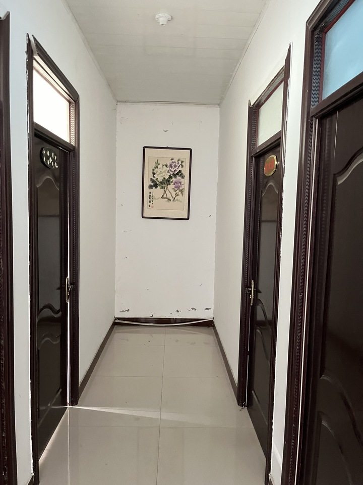 1月31日安阳材料股份公司名下的房屋建（构）筑物、变压器及厂区绿化网络拍卖公告