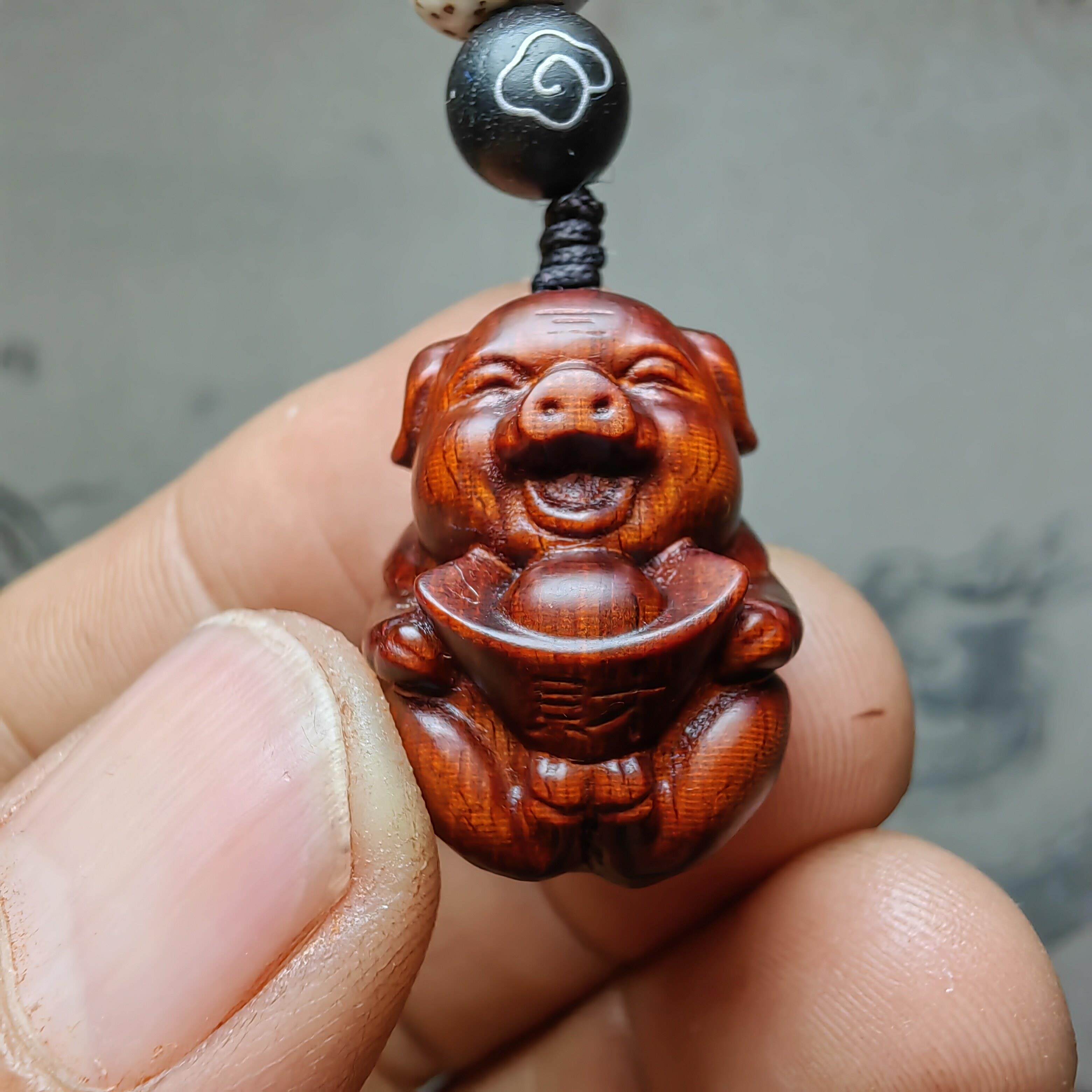 紫檀红木头精雕刻生肖元宝小猪车钥匙扣吊坠文盘玩手把挂件礼饰品