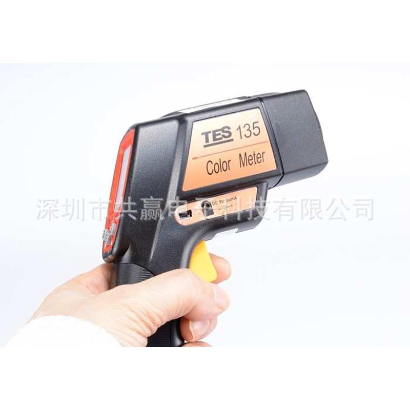 TES-135A 色差仪台湾泰仕TES135A便携式色差仪自动记忆存储