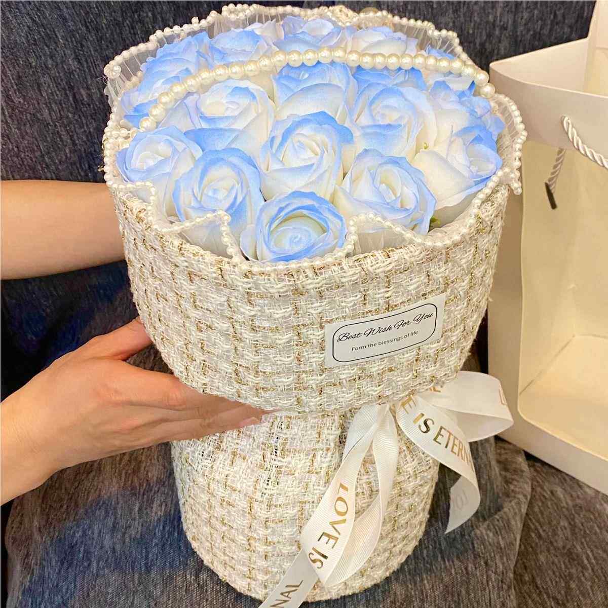 情人节法母小SFQ风花束玫瑰花香皂花送男式女朋友闺蜜生日亲节礼