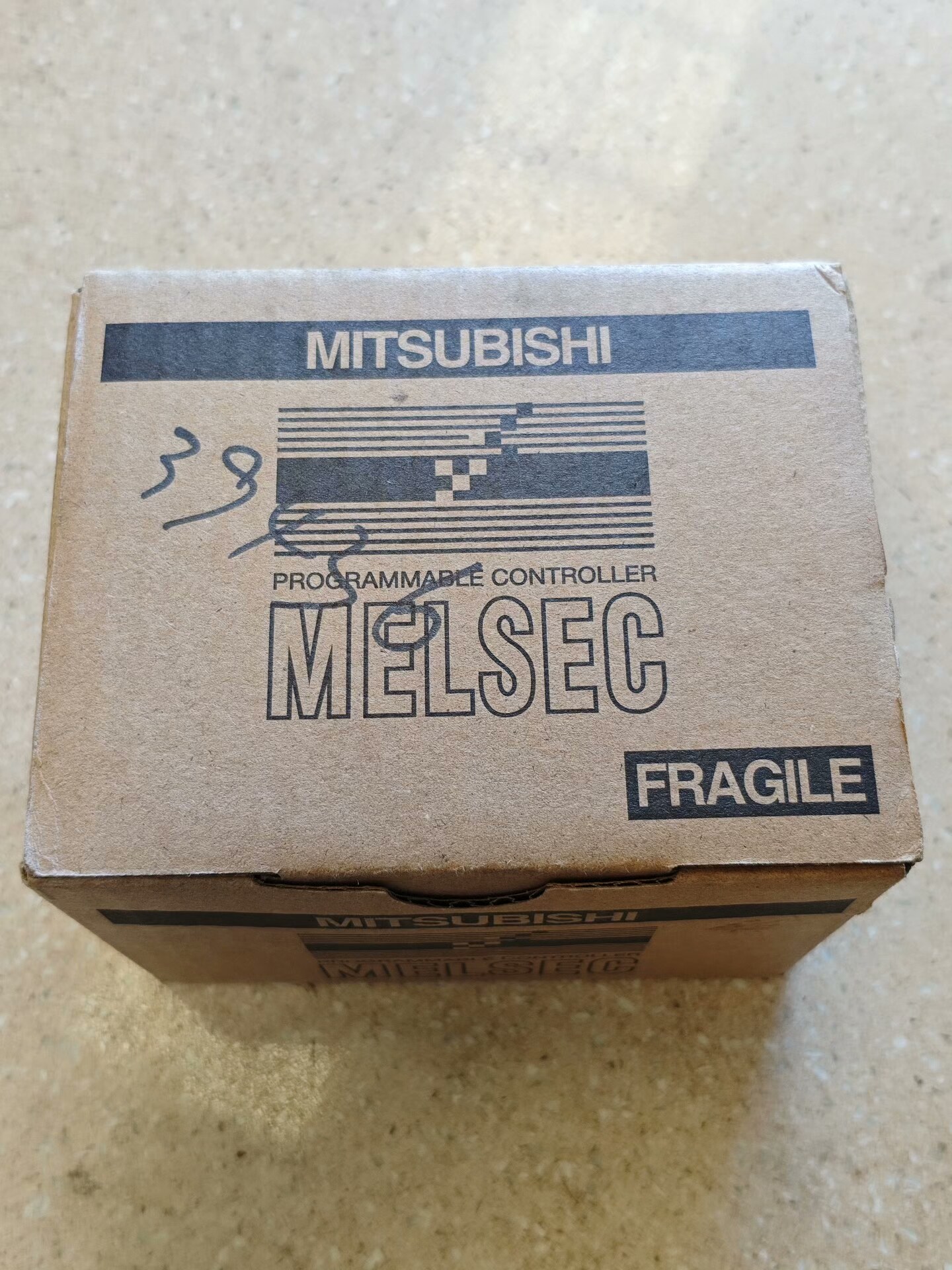 三菱PLC模块 FX1N-40MR-001 全新仅开封，实物