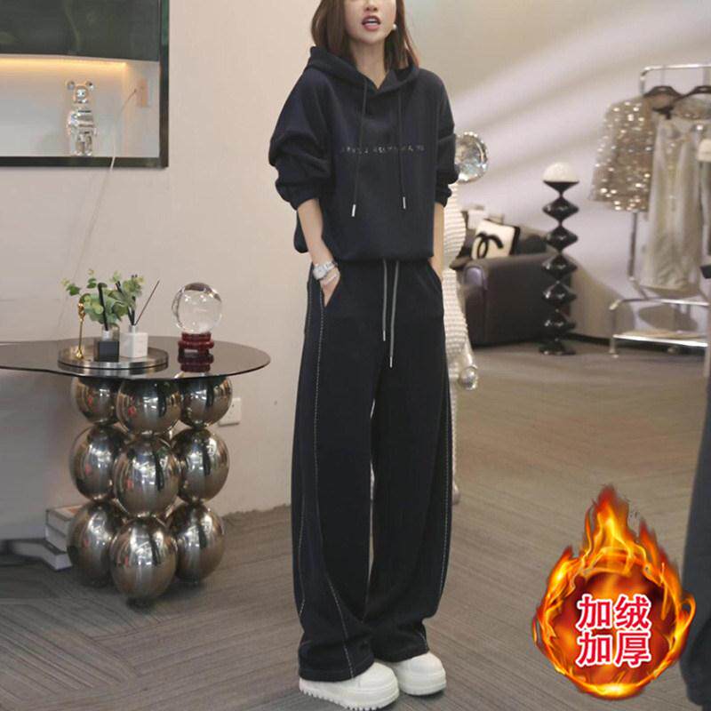 香港高级感休闲运动套装女2025冬季时尚减龄连帽卫衣阔腿裤两件套
