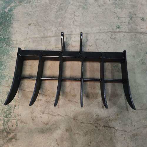 一机多用多型号耙子松土器快换抓木器挖斗履带小挖掘机多种属具