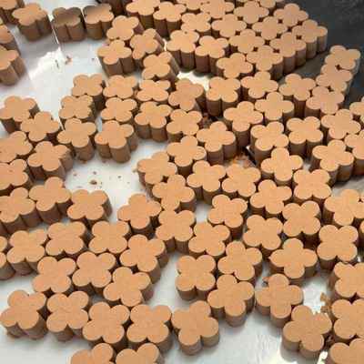 福形状可定料料粉块机厚薄香可调粉料GLT压颗粒成型机通香料生产