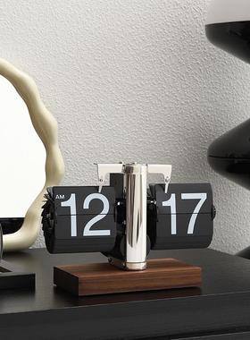 客厅视柜面摆件感轻奢翻TTqhmxgx页时钟家居玄关中台古风电装饰品