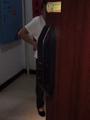 内行人推荐德施曼Q3指纹锁怎么样真有这么好吗