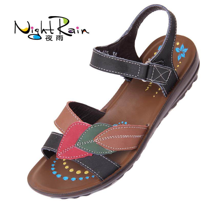 高档妈妈鞋凉鞋中真皮底年舒适人平底中老年女鞋老2025软夏季奶奶