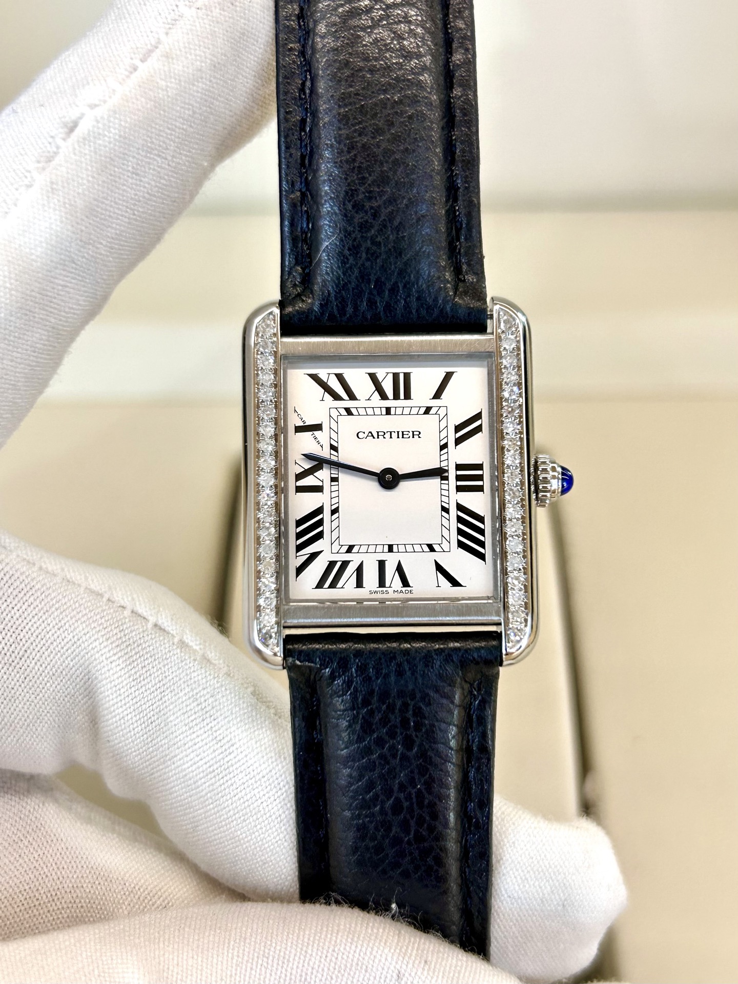 9.8新卡地亚坦克WSTA0030罗马字刻度后钻石英女士手表31*24.4MM