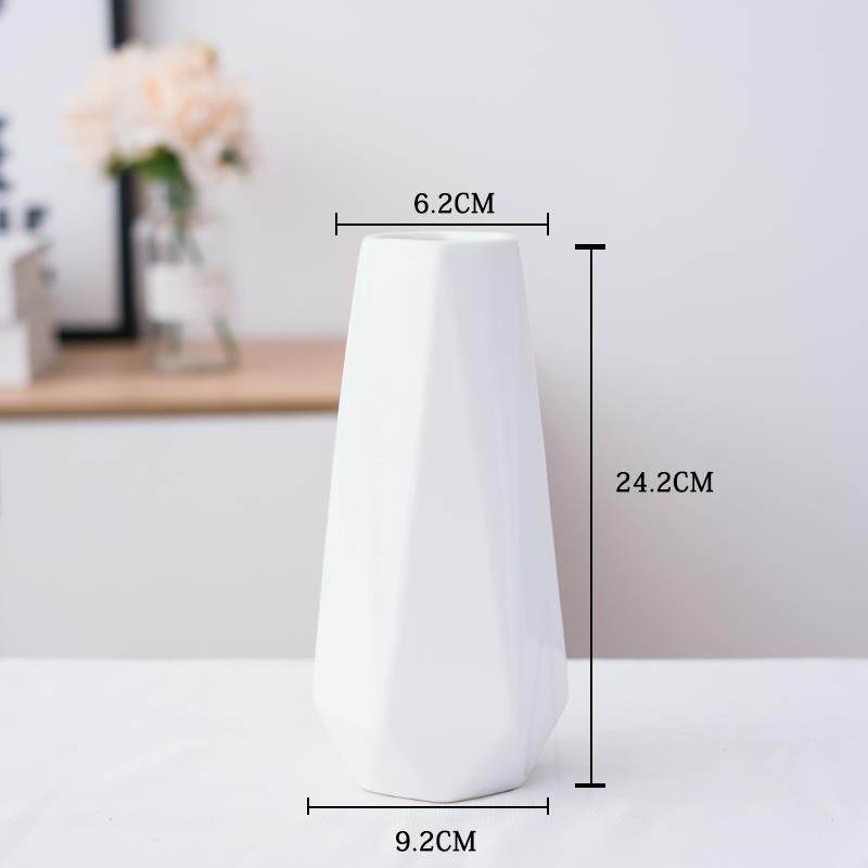 正品小清新北欧花瓶白色陶瓷花器干花餐插花壶现代约桌创简客意厅